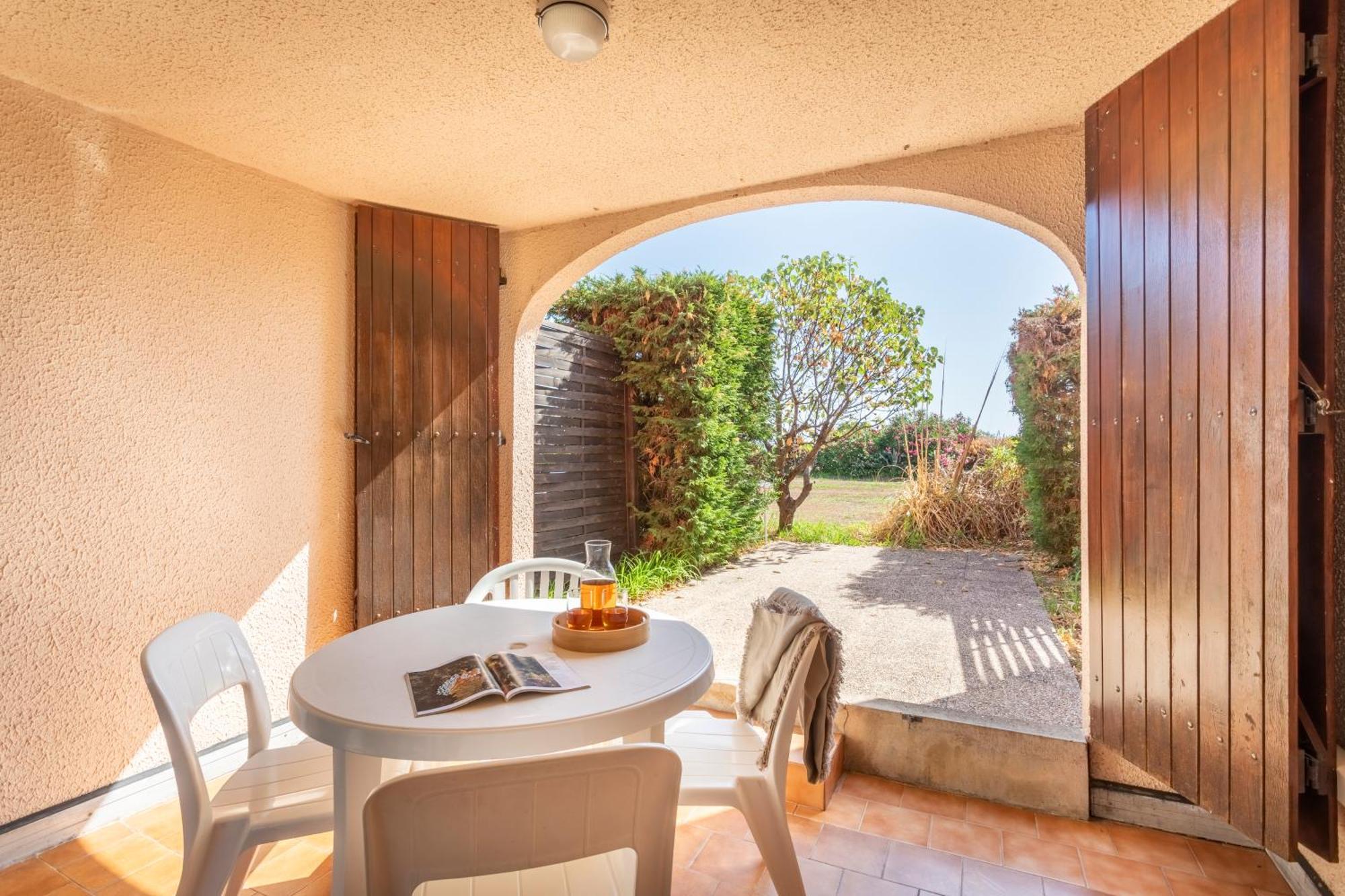 سانت-ماندرييه-سور-مير Residence Pierre & Vacances Les Jardins De La Cote D'Azur المظهر الخارجي الصورة