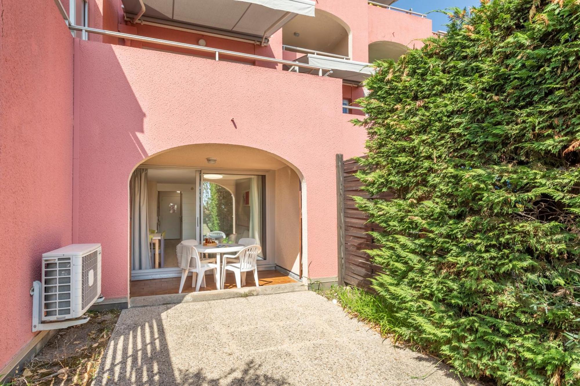 سانت-ماندرييه-سور-مير Residence Pierre & Vacances Les Jardins De La Cote D'Azur المظهر الخارجي الصورة